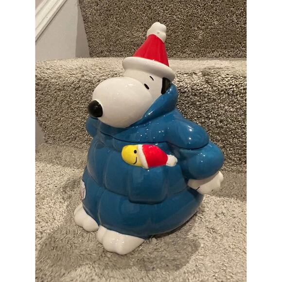 Peanuts Snoopy Blue Puffer Jacket Cookie Jar - BRAND NEW - Picture 2 of 7